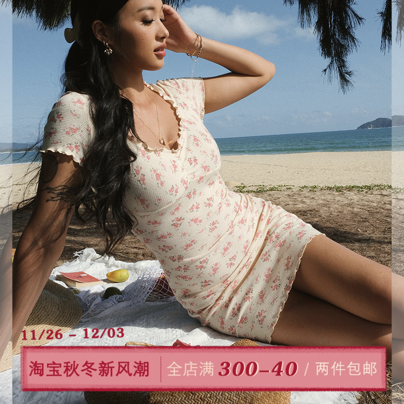 ITSNIKAR短袖碎花V领连衣裙