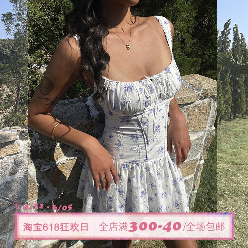 ITSNIKAR法式蓝色碎花吊带连衣裙女肌理感方领茶歇裙短款小白裙子