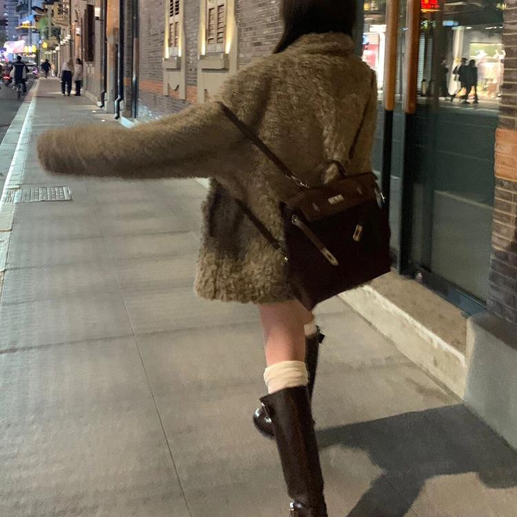 两面穿羊羔毛外套女冬中长款宽松皮毛一体机车棉服高级感保暖大衣