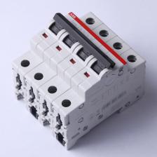 S204-D10 断路器 微型断路器 10113783