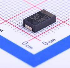 EEFGX0D561R 固态电容 560uF ±20% 2V