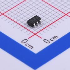 SGM3207YN5G/TR DC-DC电源芯片 电荷泵 Vin=1.4V~5.5V Vout=-5.5V