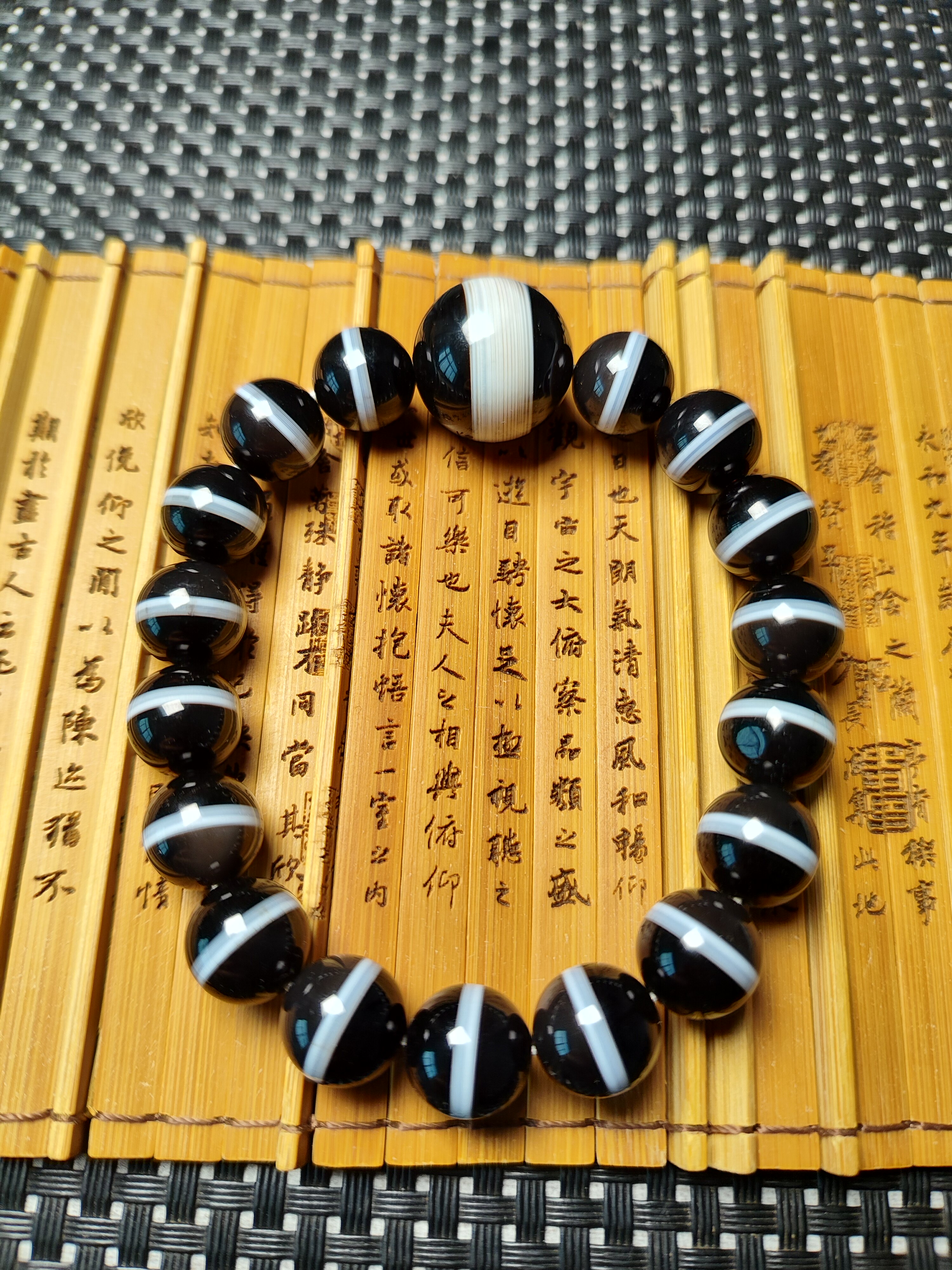 一线药师手串，天然玛瑙天然一线药师手串，12毫米珠，特价精品