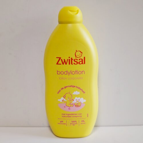 荷兰Zwitsal婴幼儿保湿润肤乳