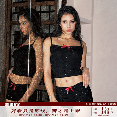 Anti Being General原创辣妹蕾丝拼接黑色彩钻背心吊带短裤套装