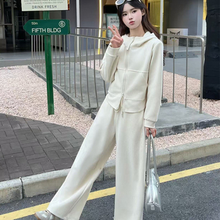 爱裳依2026慵懒风连帽卫衣套装女春秋休闲阔腿裤子两件套运动穿搭