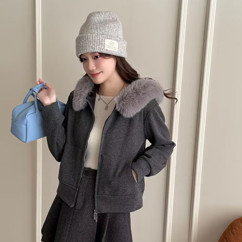 连帽卫衣女加绒开衫外套莫妮870