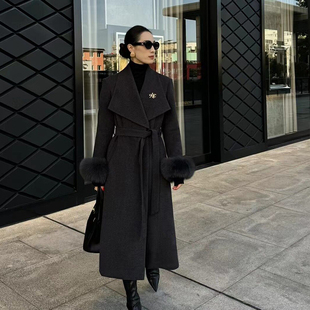 非凡903冬高级感长款 口系带收腰气质外套 毛呢加棉大衣女狐狸毛袖