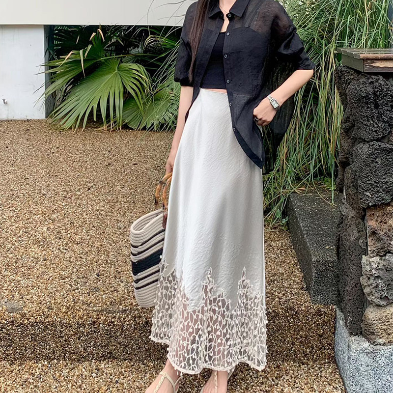 2026春季超好看蕾丝拼接A字半身裙女高腰百搭气质中长款醋酸裙子