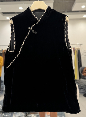 MLX66617金丝绒上衣国风马甲女秋季新款复古盘扣坎肩背心外搭上衣