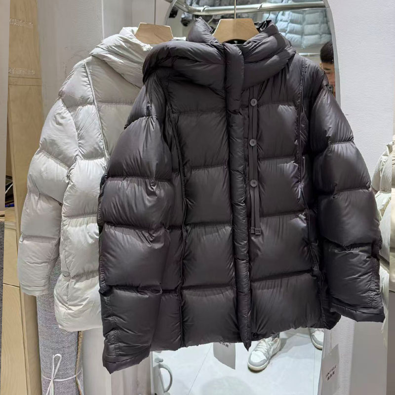 洋气好看羽绒服女百搭