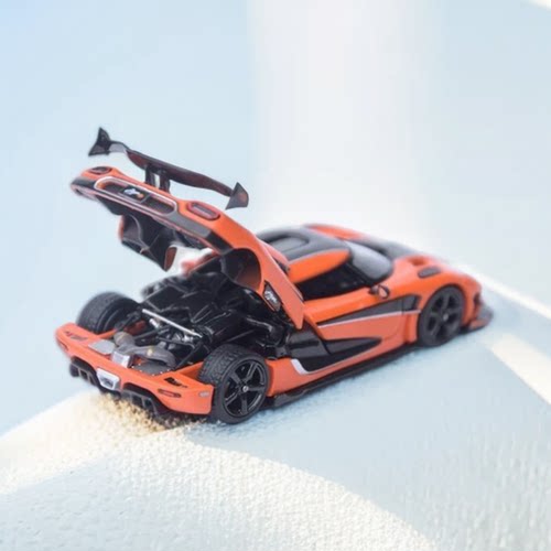 FH 1:64柯尼塞格Agera RS 极速橙色后盖可开合金汽车模型