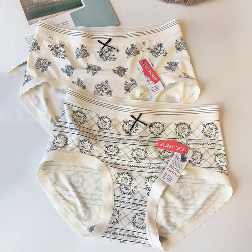 彩田莫代尔浪漫花园青年三角内裤