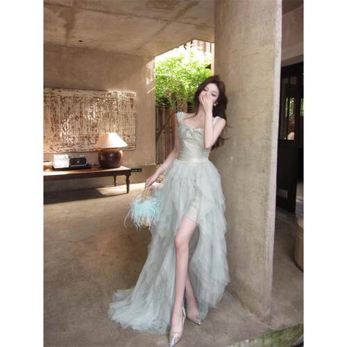 2026新款收腰显瘦气质时尚拼接可拆卸网纱吊带连衣裙女