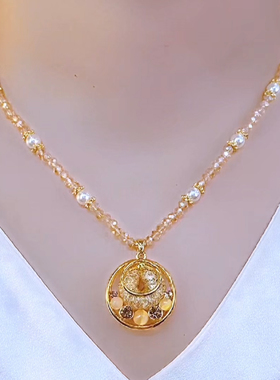 金色网状微镶圆盘锁骨链