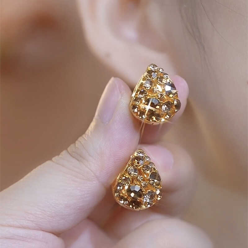 咖色新款耳饰水晶锆石简约