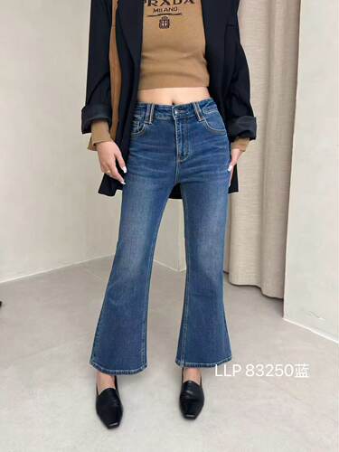 LLP83250蓝色修身时尚牛仔微喇裤2026年秋季新款女装显瘦九分裤