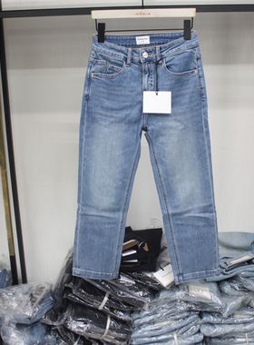 依炫韩93853浅蓝色水洗修身小直筒牛仔裤2025年秋季女显瘦九分裤