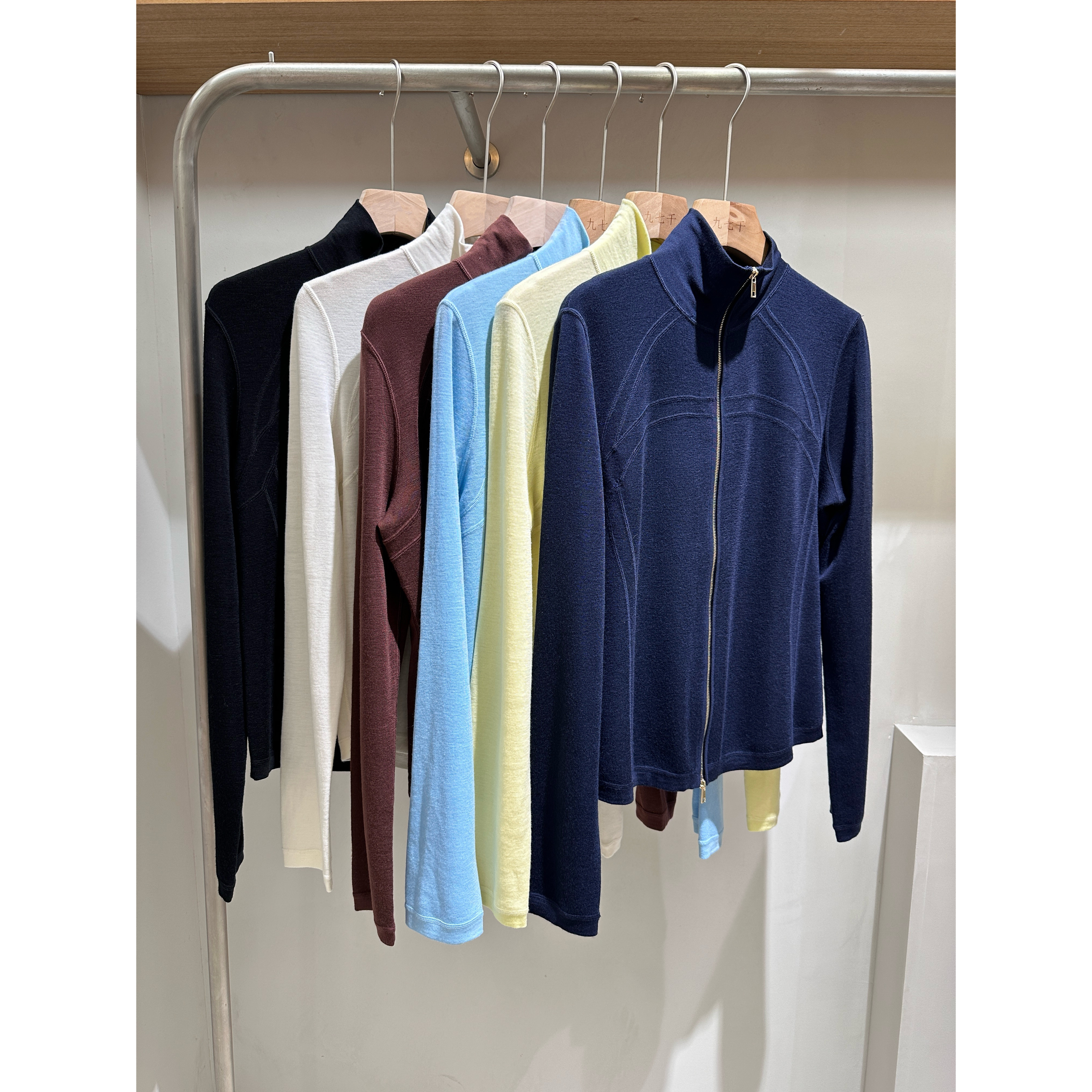 纯色立领拼接美丽诺羊毛拉链针织开衫女修身显瘦百搭休闲上衣外套