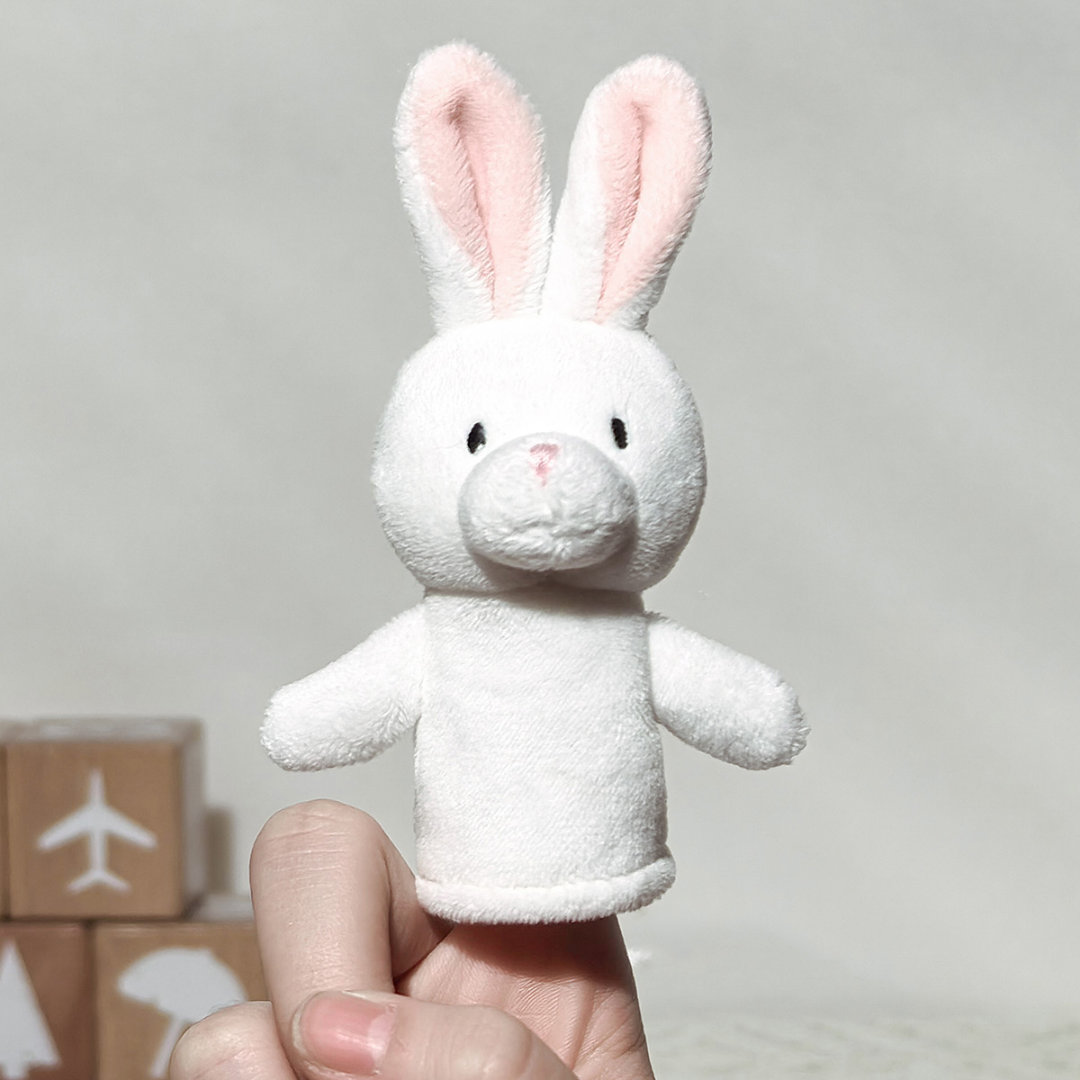 可爱毛绒兔子安抚玩偶套手手指玩偶宝宝亲子互动指偶逗娃哄娃神器