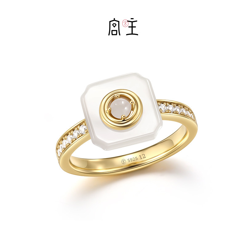 宫主福满平安扣戒指银和田玉女图片