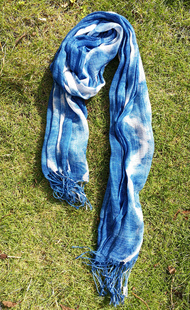 贵州丹寨扎染蜡染围巾披肩定制植物染蓝染蓝靛草板蓝根文创设计定