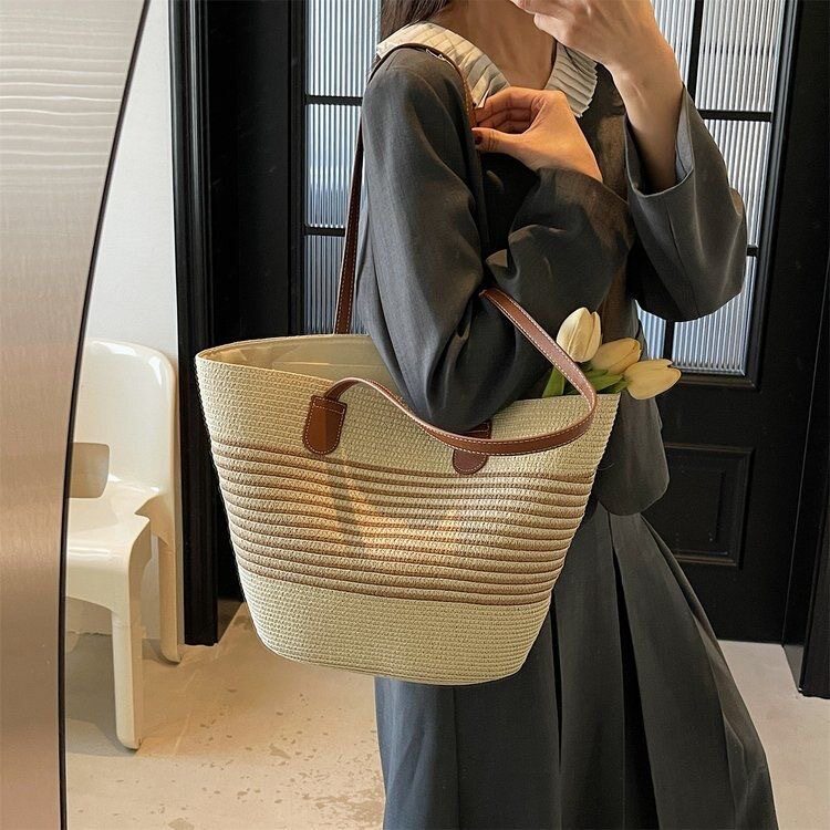 草编包海滩黑条纹2025新款休闲夏天单肩包时尚托特百搭包女士背包图片