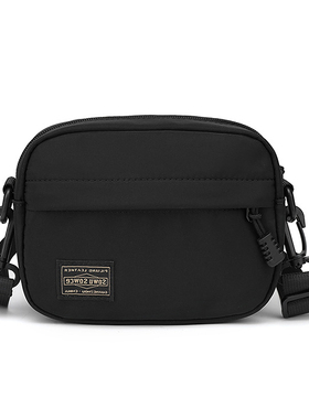 适用于放7寸苹果16ProM单肩手机包防水潮牌ins迷你斜挎小背包日式