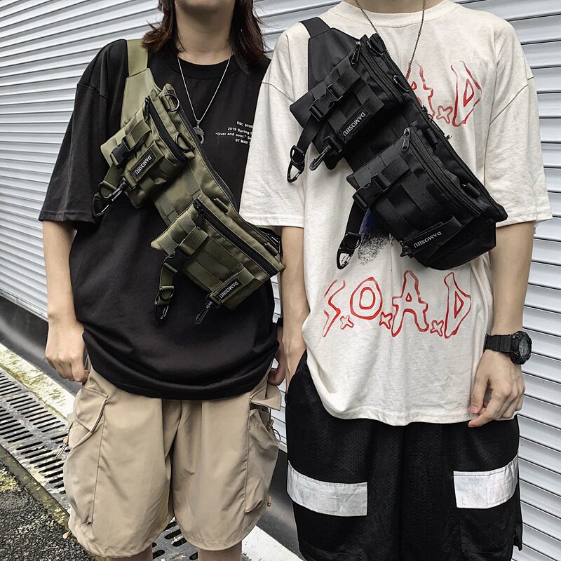 日式原宿暗黑机能胸包潮ins工装腰包迷你手机包随身挂脖小包包女