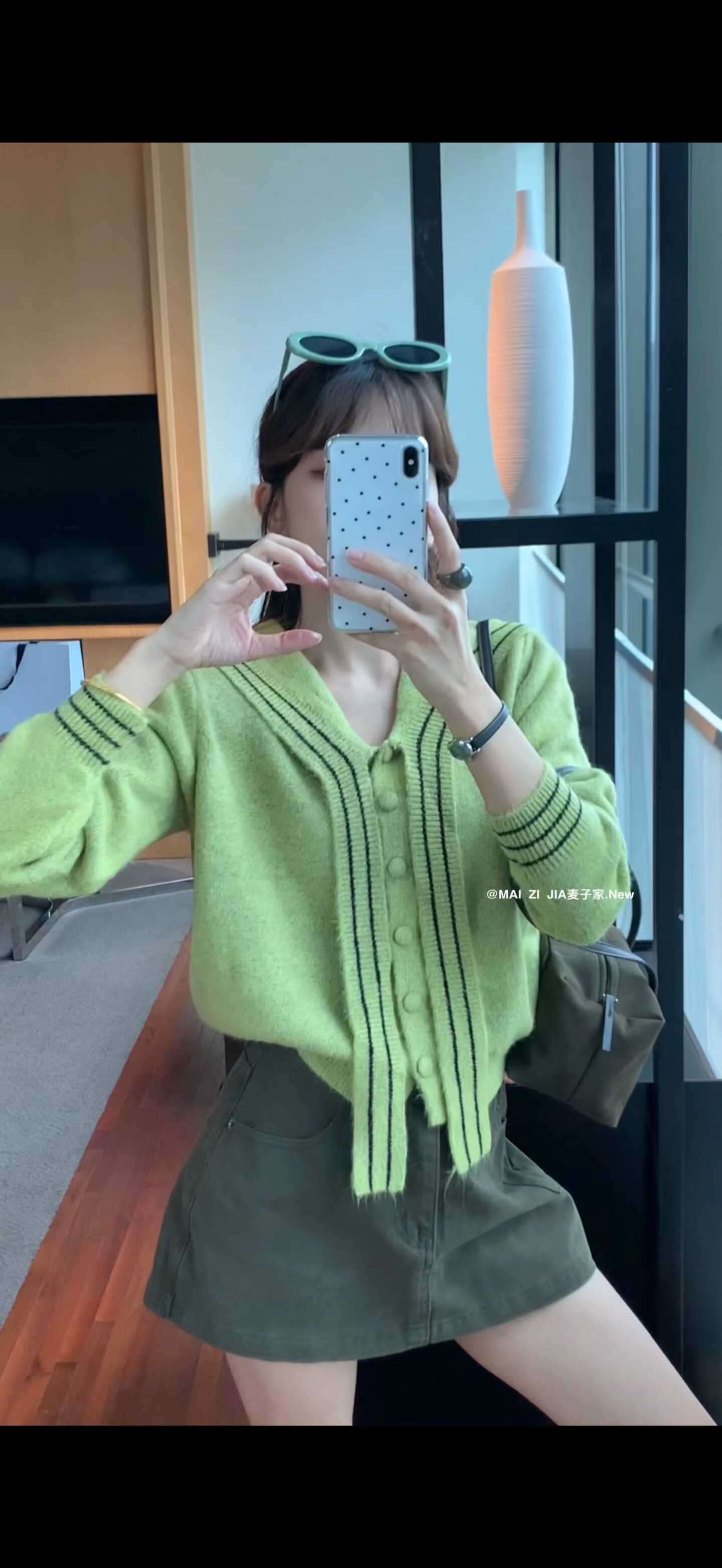 麦子家温柔少女感海军领毛衣开衫撞色条纹蝴蝶结设计感短款针织女图片