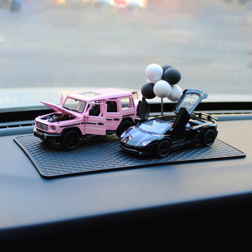 合金车模型高档大气男士汽车摆件