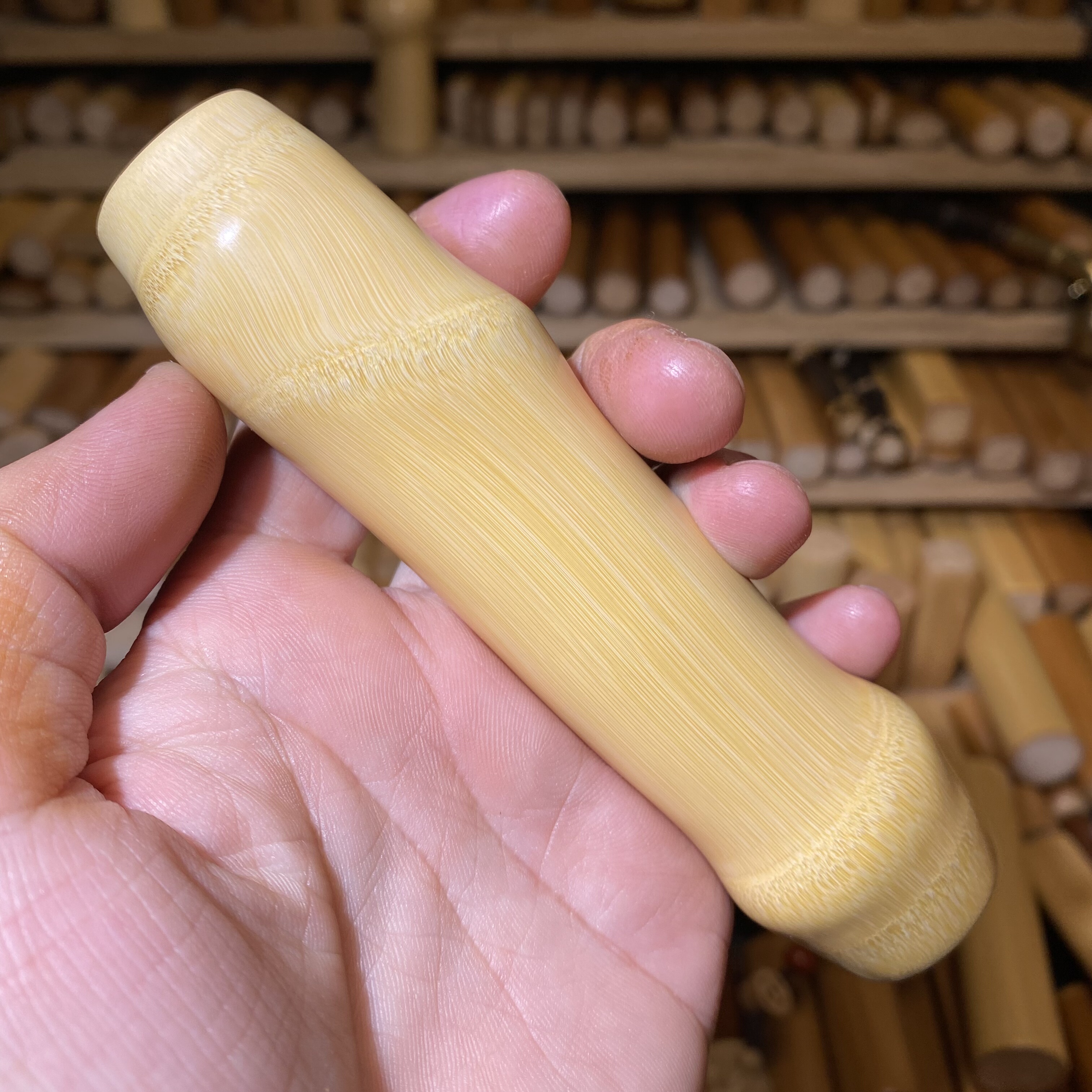 27-127元宝龟背多节异形手把件黄皮果冻料，一物一链接，实心玉竹