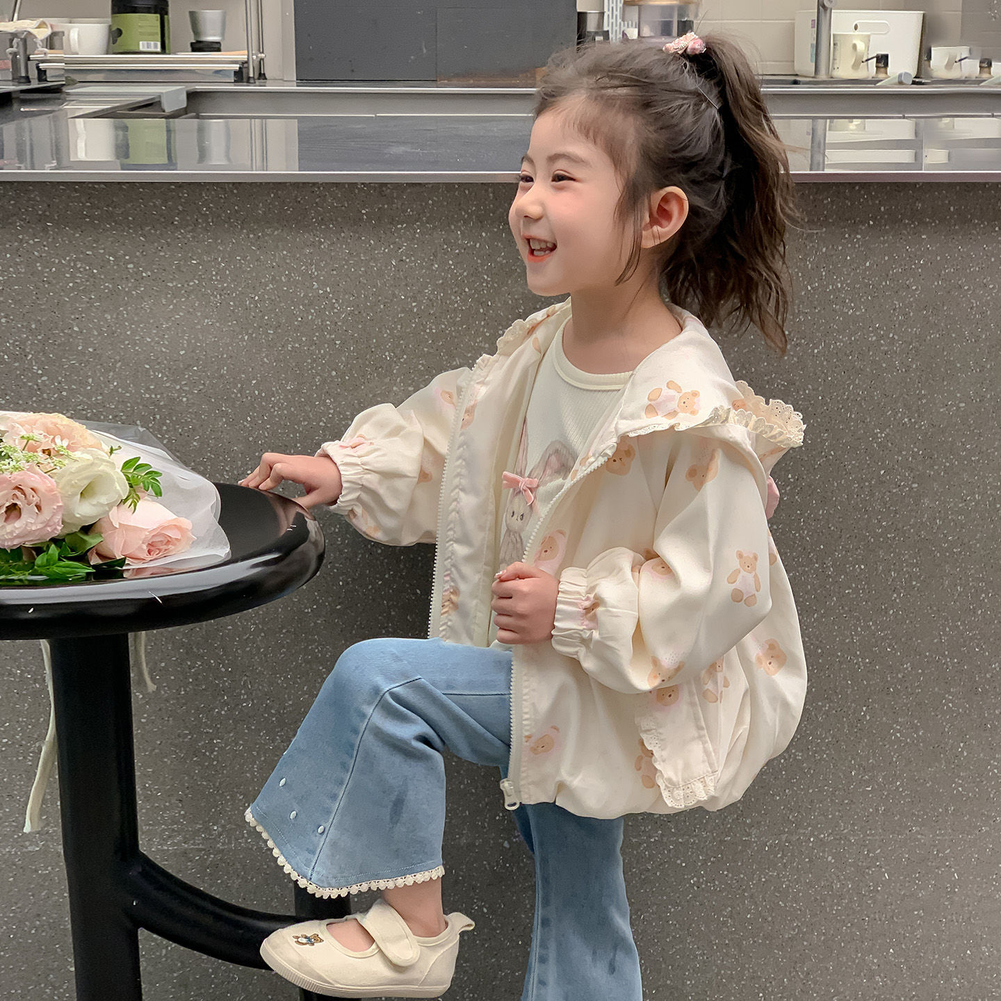 女童外套秋装时尚新款儿童洋气公主衣服女孩宝宝连帽上衣春秋