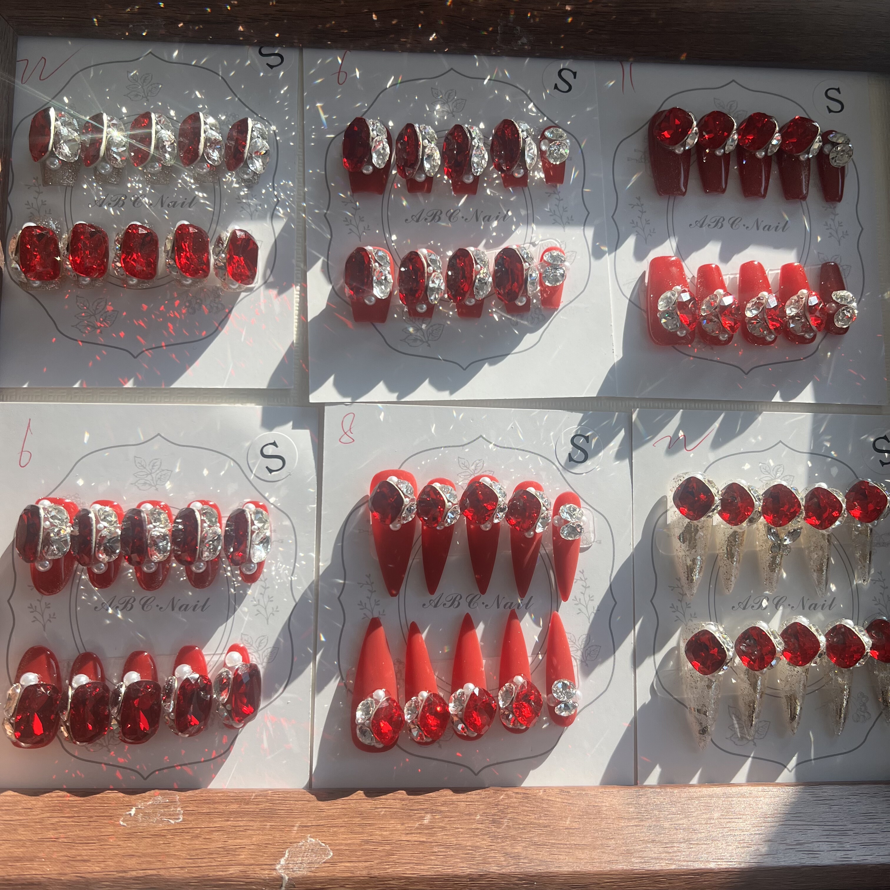 【新年红钻6款】爆闪纯手工钻球穿戴甲,彩妆/香水/美妆工具,穿戴甲/甲片,淘宝优惠券,粉丝福利购,淘宝优惠卷