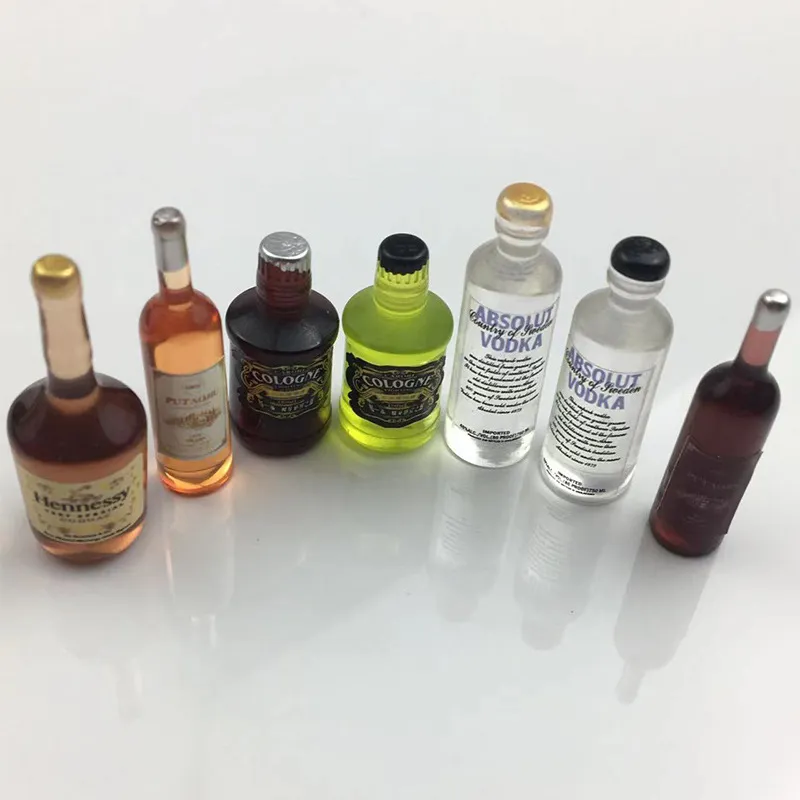 仿真迷你洋酒啤酒diy小酒瓶直播爆款直销游乐场饰品滴胶配件