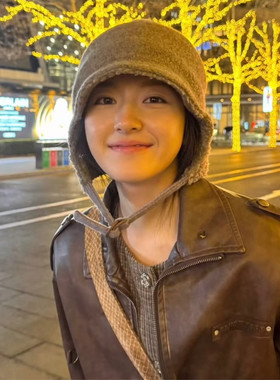 日本ca4la秋冬情侣护耳羊羔毛可爱飞行帽男女防风保暖情侣雷锋帽