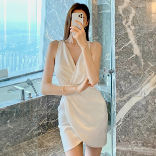 韩国设计师款连衣裙生日party小礼裙无袖短款小个子短裙缎面显瘦