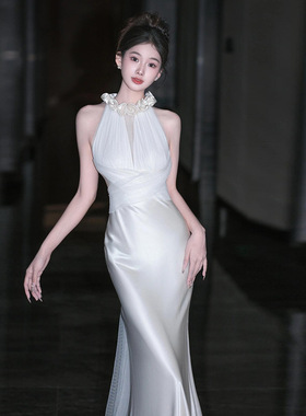 法式缎面轻婚纱高端party晚礼服挂脖走秀长裙超仙白色轻奢鱼尾裙