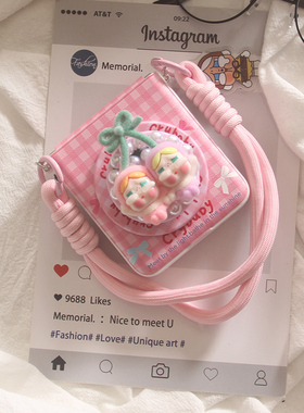 ins韩系粉格子樱桃哭娃适用Galaxy三星Zflip7手机壳斜跨挂绳磁吸支架ZFlip6折叠屏zflip5/4/3防摔保护套女款