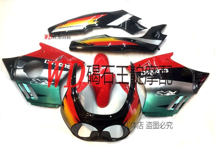 版壳烤漆外壳铃木72A全车大包围