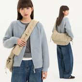 livebox冬季 斜挎包女大容量包包通勤饺子包大包休闲秋冬电脑包