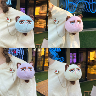 不爽猫胸针可爱动物立体玩偶公仔别针衣服链条挂件大衣包包配饰品