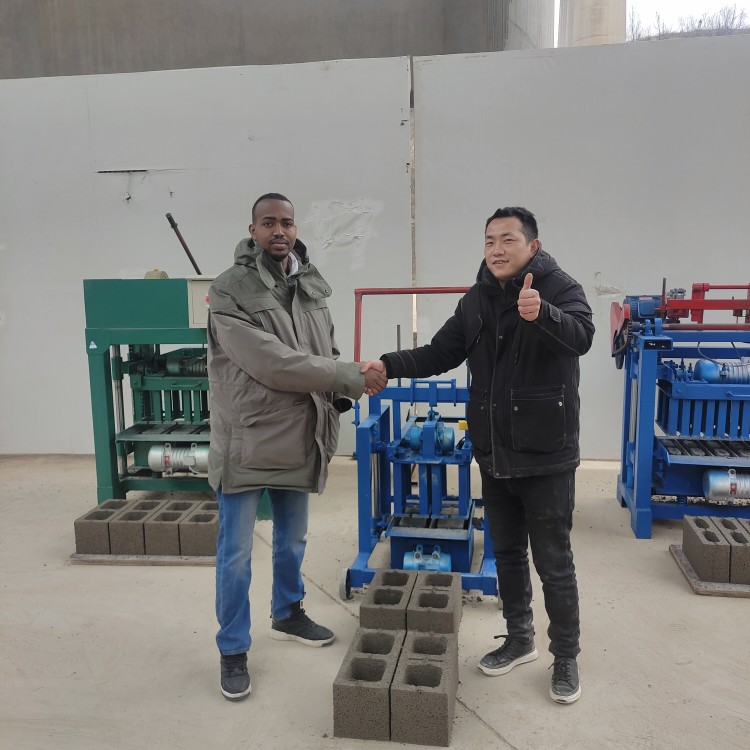 小型砖机金荣透水砖机