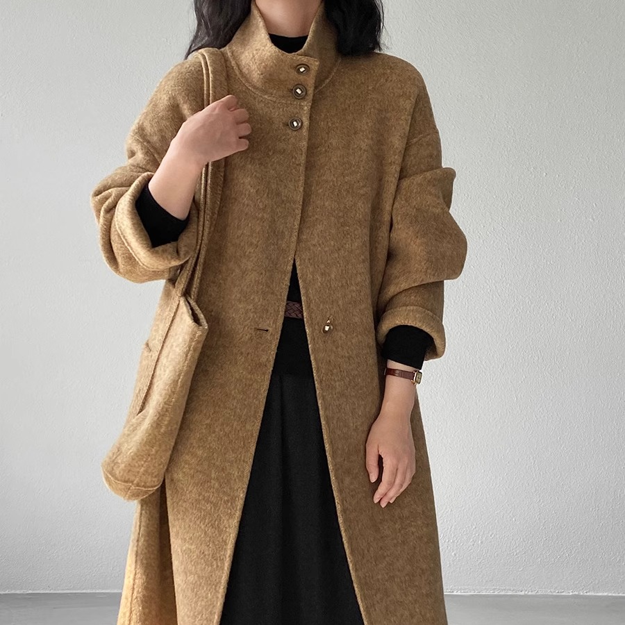 美拉德咖色双面绵羊毛带包包大衣