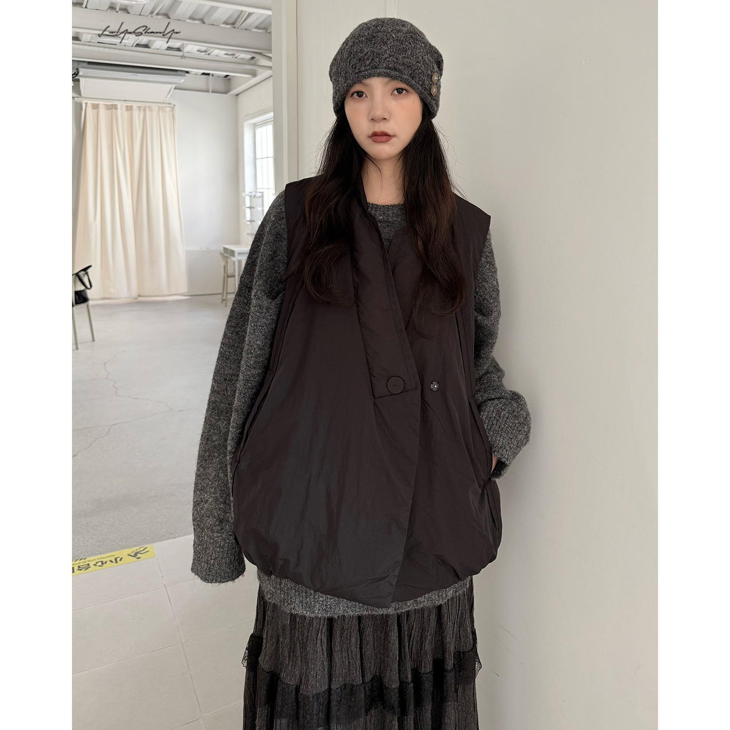 立领裁剪无袖羽绒90白鸭绒马甲