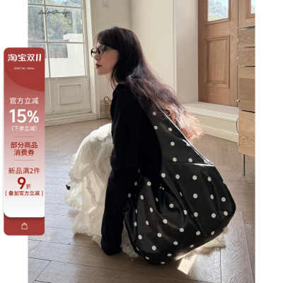 超大容量设计款皮质手提斜挎包