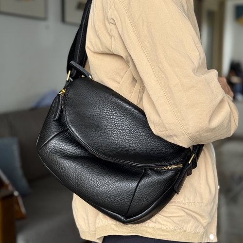 麦为新款头层牛皮时尚通勤斜挎包