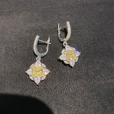 15克拉人造浅鹅黄仿真钻石耳环