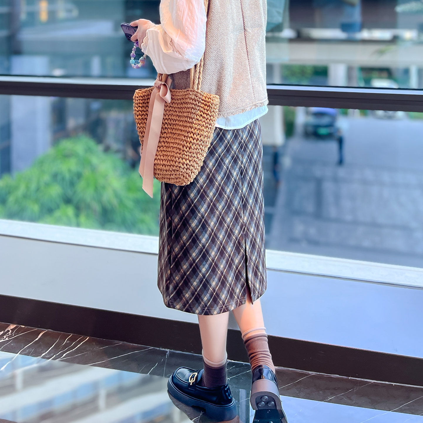 毛呢格子半身裙女春秋中长款高腰开叉复古显瘦休闲百搭直筒一步裙