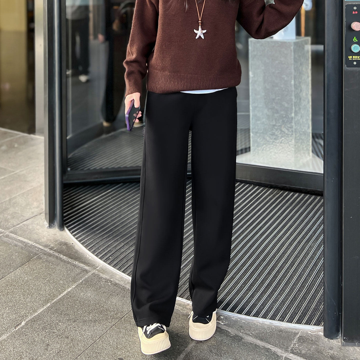 黑色休闲裤女新款高腰舒适口袋直筒运动裤宽松大码显瘦百搭阔腿裤,女装/女士精品,休闲裤,淘宝优惠券,粉丝福利购,淘宝优惠卷